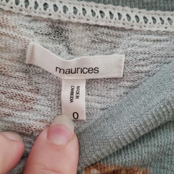 Maurices Floral Print Top - Picture 3 of 5